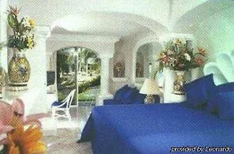 The Caribbean Princess Cancún Hotel